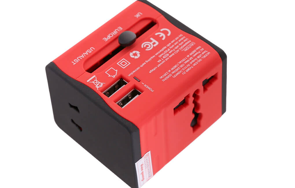 Cách sạc điện thoại và laptop tại Trung Quốc an toàn